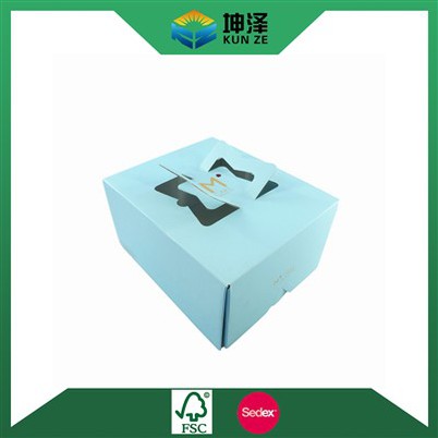 Kotak Kek Dengan Tingkap dan Pemegang